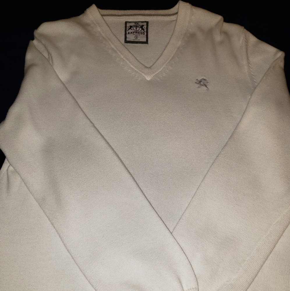 Soft Express sweater with grey express logo.
